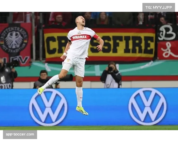 斯图加特防守体系分析 远藤航与安东组成中场屏障 斯图加特防守体系分析 远藤航与安东组成中场屏障